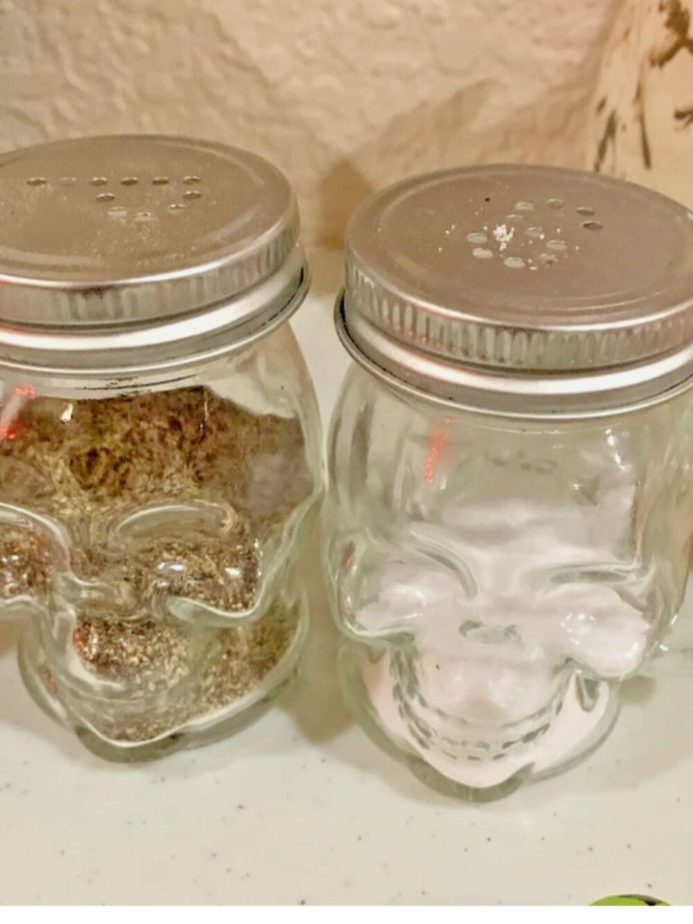 Skull SALT & PEPPER Glass SHAKERS With Handle Skeleton Halloween, Goth, Spooky